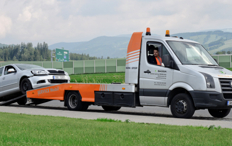 Řešení nejčastějších komplikací s vozem na cestách